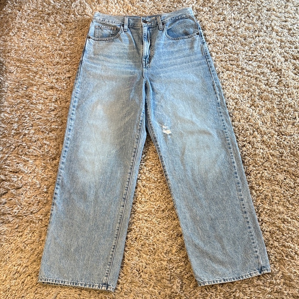 High Rise Straight Leg Levi’s Size 30 x 29